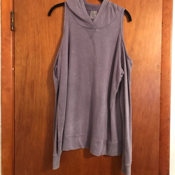 CALIA by Carrie Underwood Tops - Calia cold shoulder sweatshirt